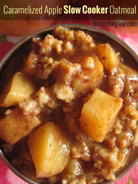 caramelized-apple-slow-cooker-oatmeal