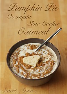 pumpkin-pie-overnight-slow-cooker-oatmeal