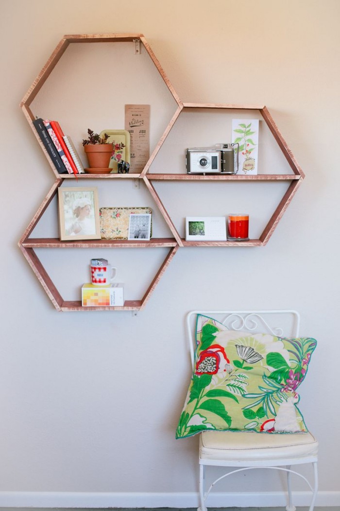 10 Stylish shelves that you can make yourself.