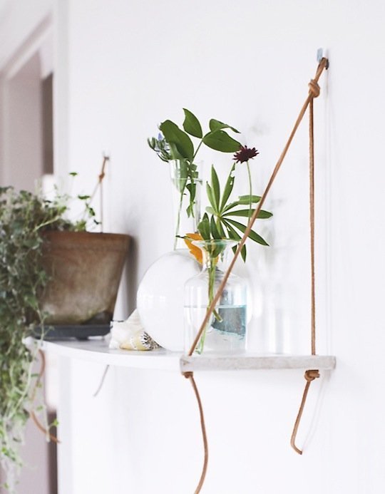 10 Stylish shelves that you can make yourself.