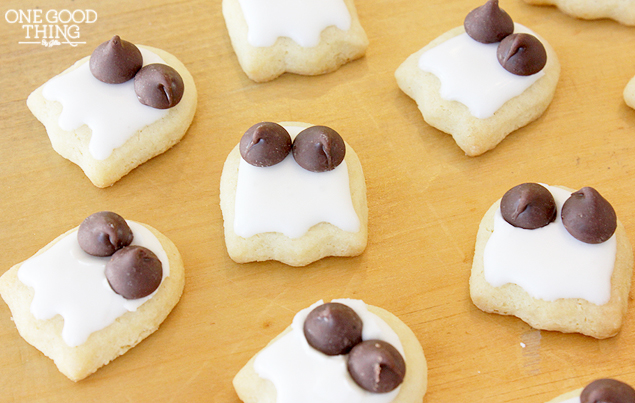 Lil’ Ghosty Guys Sugar Cookies
