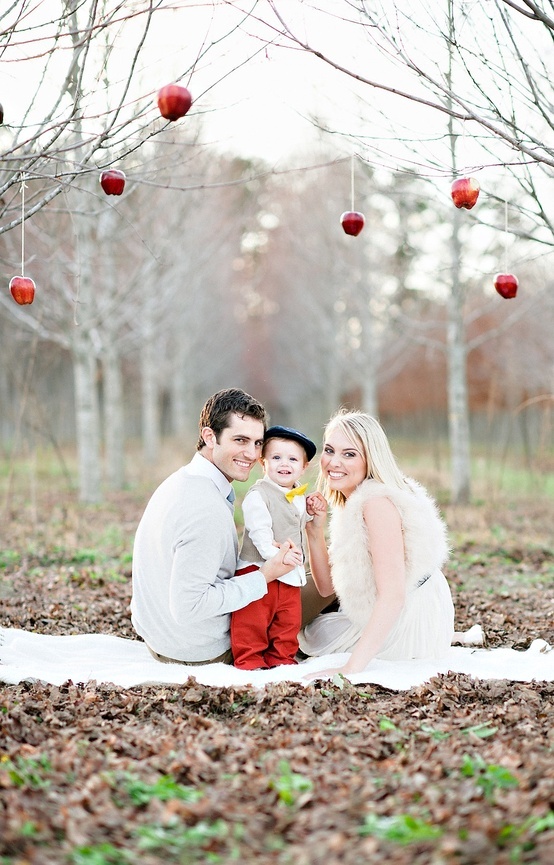 The holidays are a time to bring family together. What better way to spread holiday cheer than with these original family Christmas card photo ideas.