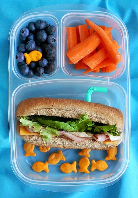 Need some fresh, new ideas for your kids' lunches this year? We have you covered! 50 MORE great packed lunch ideas for kids!