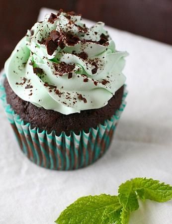 mint-chocolate-cupcakes