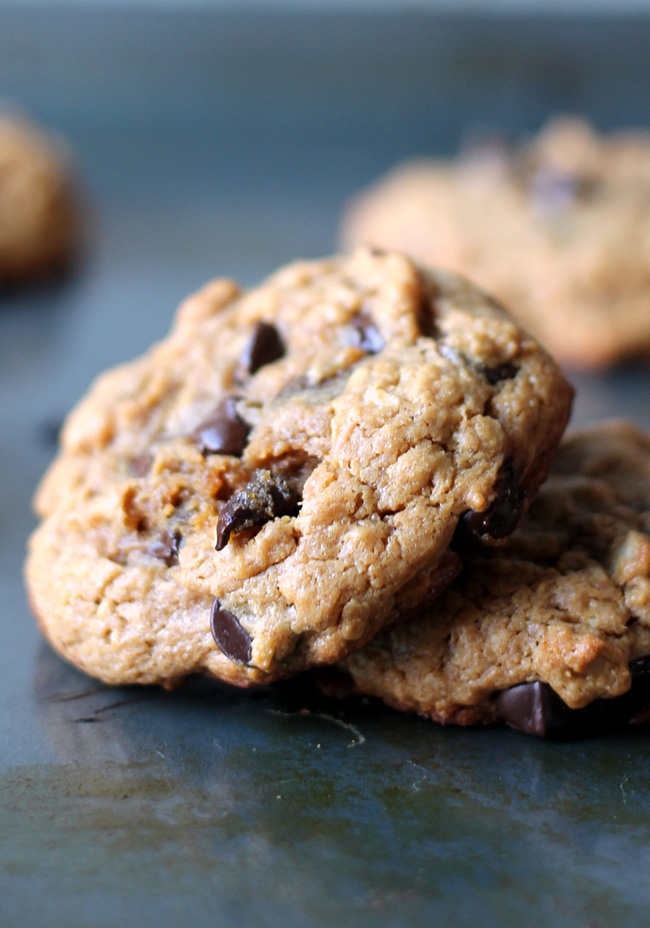 peanut-butter-oatmeal-chocolate-chip-cookies-copy