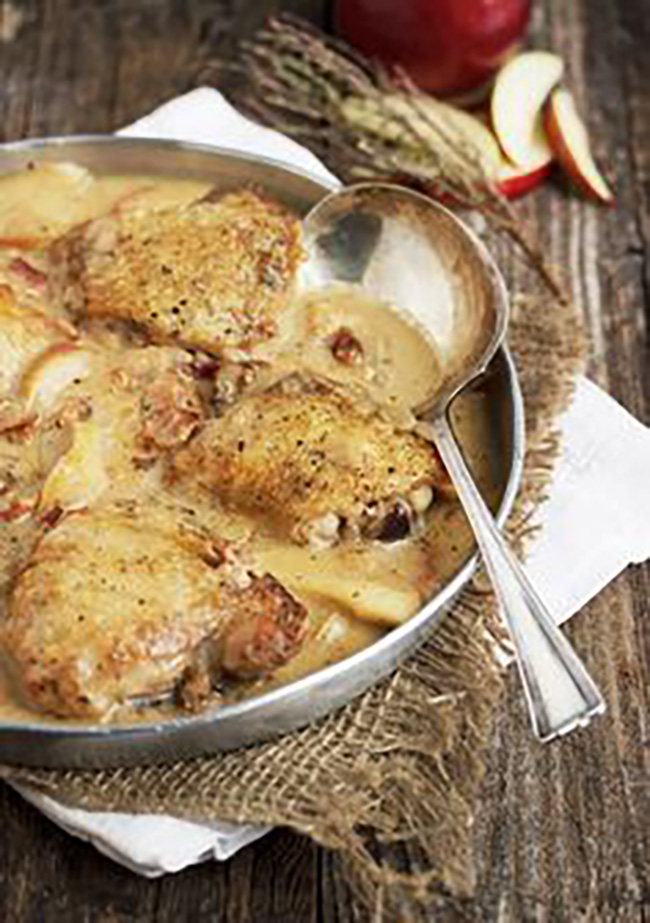 rustic-chicken-with-apples-and-bacon-copy
