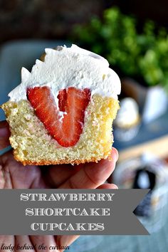 strawberry-shortcake-cupcakes