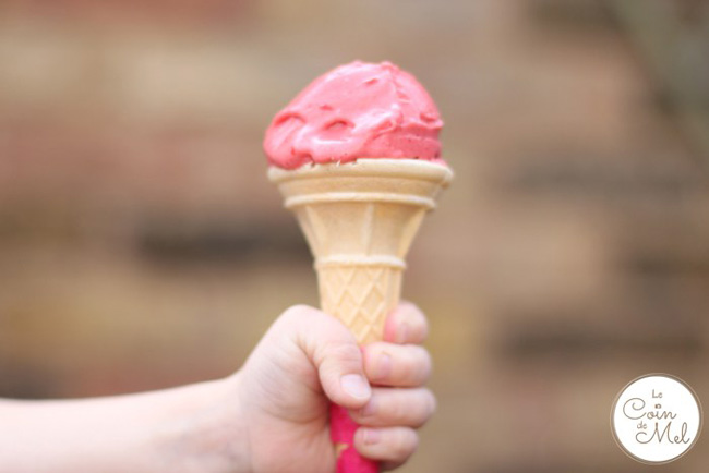 4-ingredient-strawberry-ice-cream