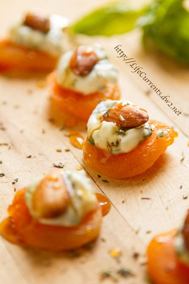 apricots-with-basil-cream-cheese-and-almonds
