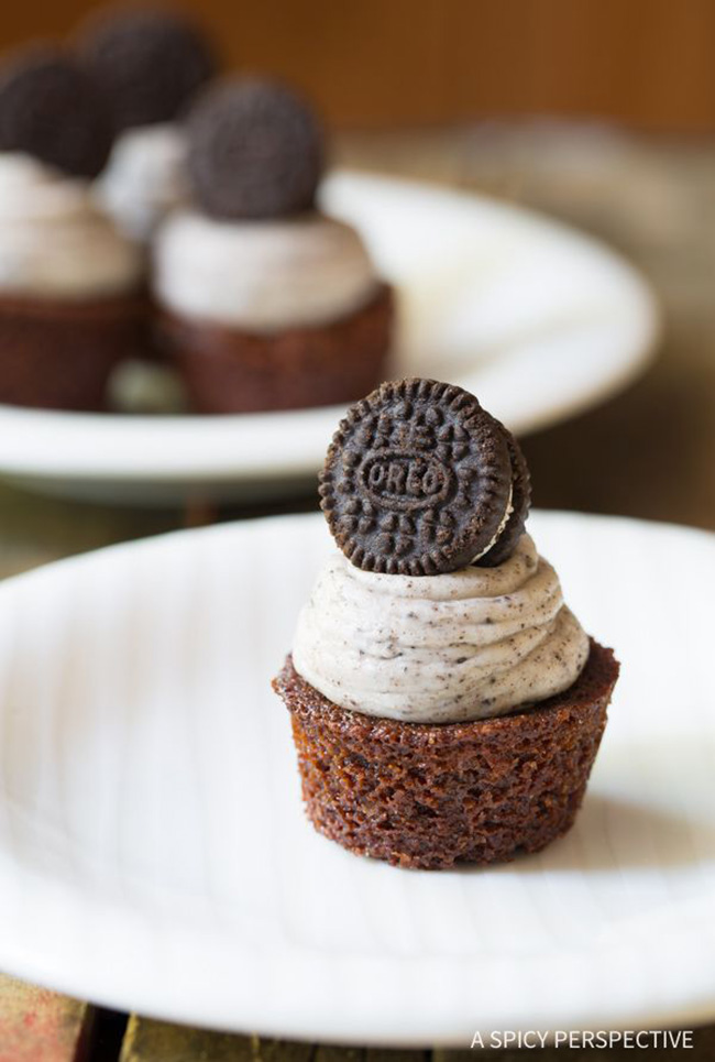brownie-bites-with-oreo-frosting-copy