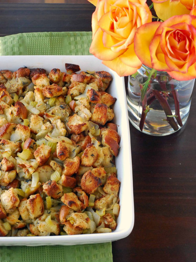 herbed-bread-stuffing