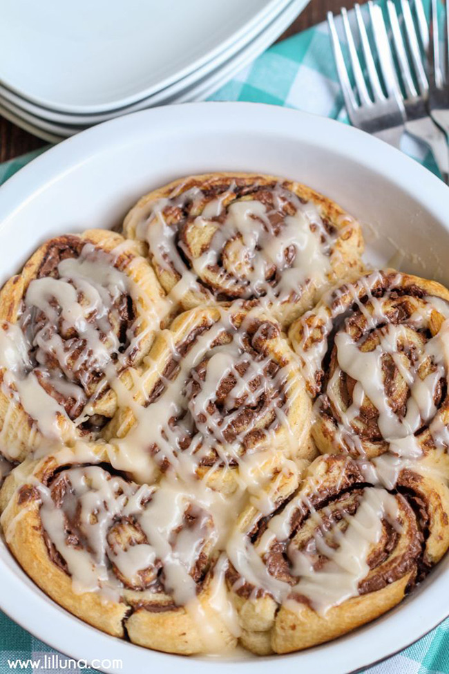 nutella-cinnamon-rolls-copy