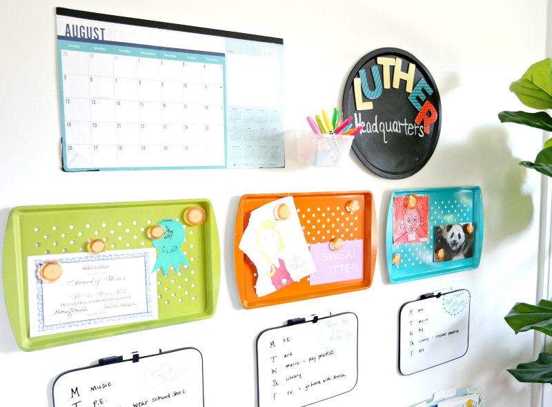 Are you ready to get your family organized? This Dollar Store DIY Command Center is exactly what you need to help your busy kids stay on track! I bought everything at the Dollar Tree for just $1 each, but you could find these things at most Dollar stores (Family Dollar, Dollar General, 99 Cents Only, etc). For less than $20, I was able to create this entire family command center. #commandcenter #backtoschool #organization #dollartree #dollarstore #diy