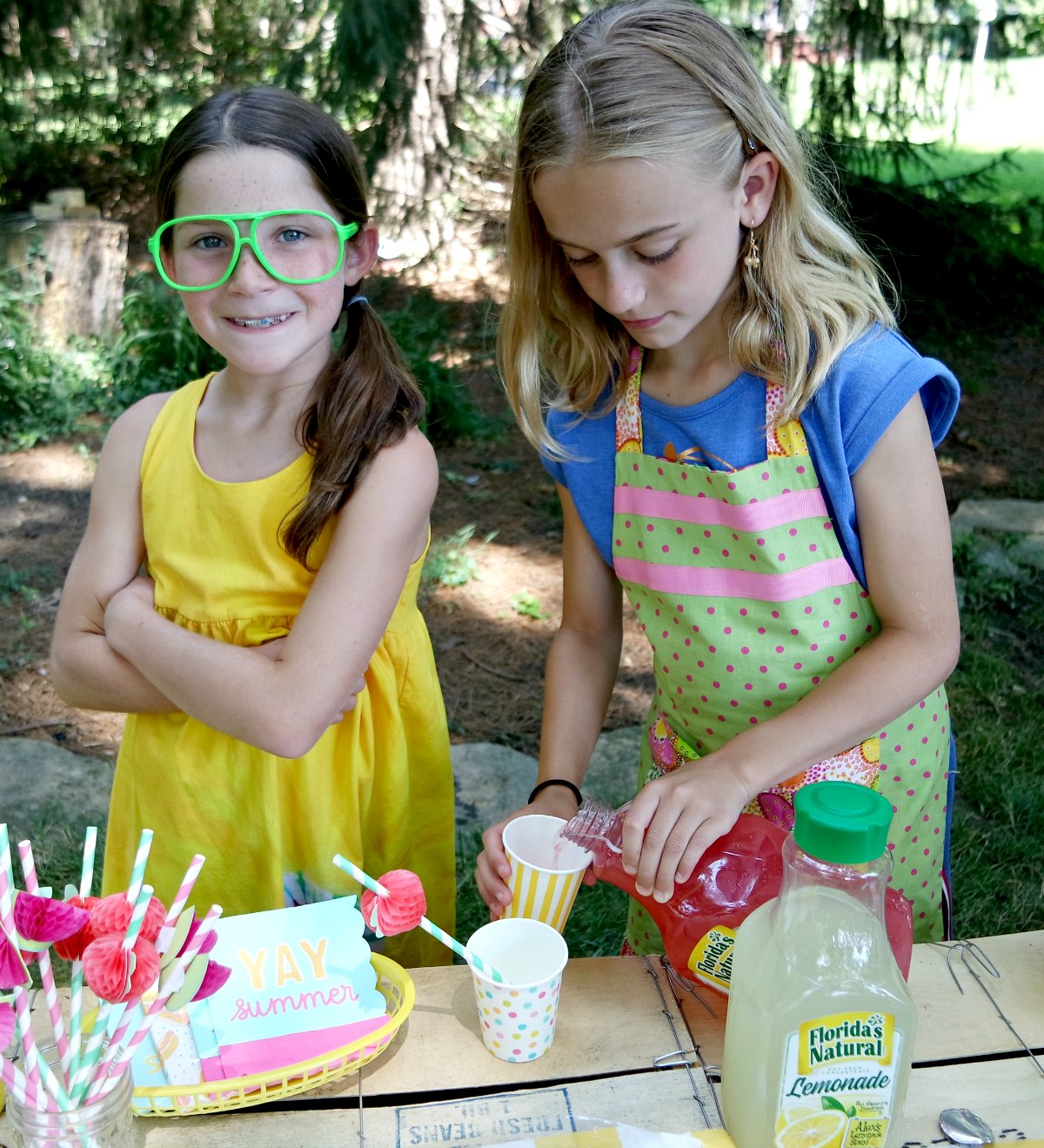 Thinking about hosting a lemonade stand with your kids? Be sure to read these tips first. These DIY ideas and recipes will turn your lemonade stand into a party every time - while making it as easy as possible! #FloridasNatural #ad #summer #lemonadestand #kids