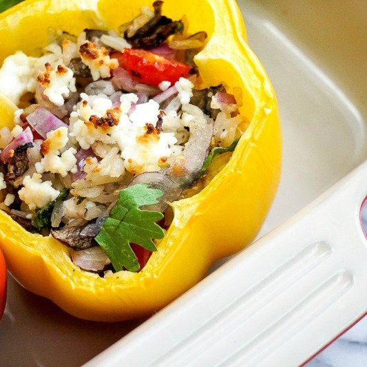 Baked Sweet Pepper Bowls with Shredded Chicken and Brown Rice