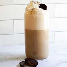 Bailey's Irish Cream and Peanut Butter Cup Latte Recipe - My Life ...