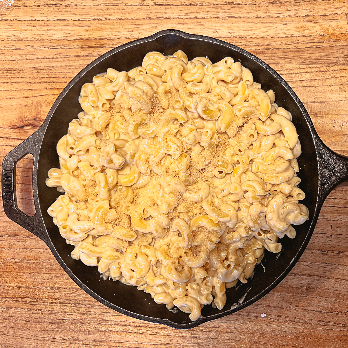 Cracker Barrel Macaroni and Cheese Copycat Recipe - step 4: pour into an oven-safe dish, top with panko crumbs and bake.